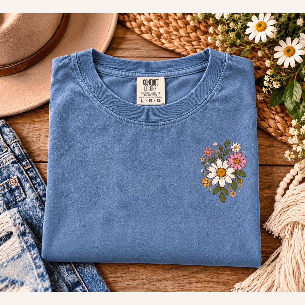 Cool Moms Love Jesus Wildflower Comfort Colors Tee, Retro Christian Mom Shirt, Daisy Faith Tee for Women, Mothers Day Gift